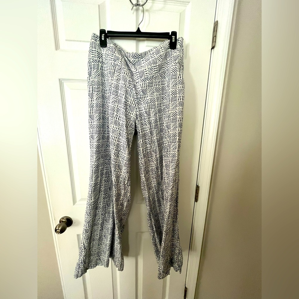 Wide leg pants